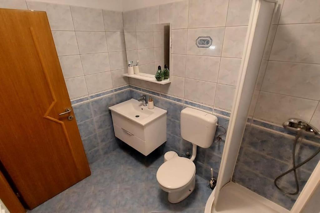 Apartman Ana Pula - Calm, Free Parking, Close To Center מראה חיצוני תמונה