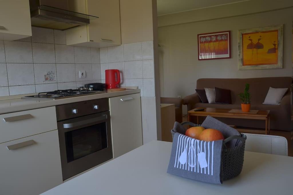 Apartman Ana Pula - Calm, Free Parking, Close To Center מראה חיצוני תמונה