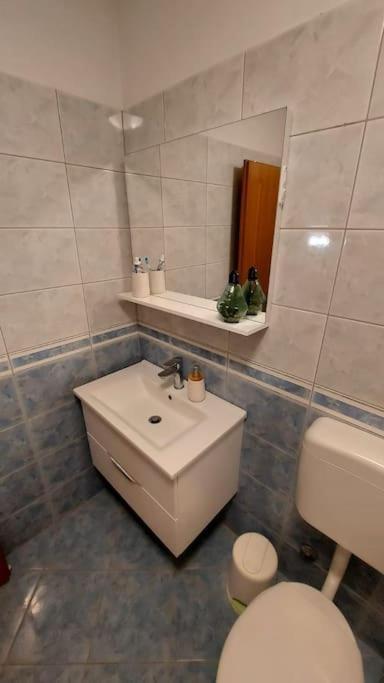 Apartman Ana Pula - Calm, Free Parking, Close To Center מראה חיצוני תמונה